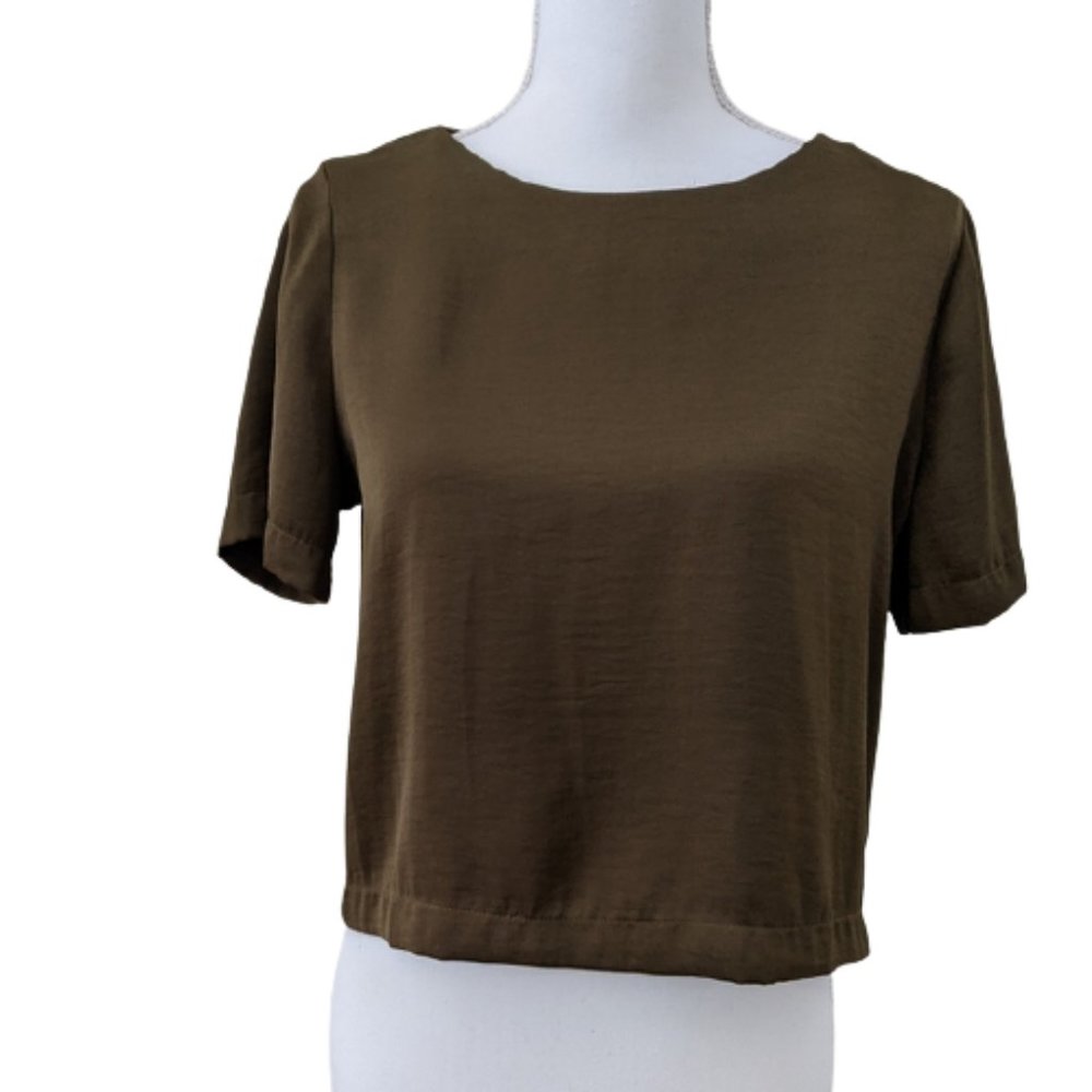 3/$20 Forever 21 Cropped Olive Green Blouse